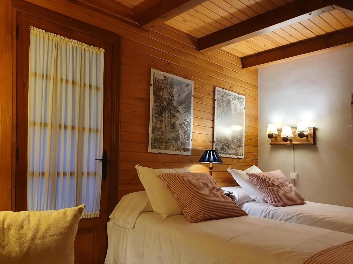 Chardin D'Alto-Apartamentos Chardins Benasque Esterno foto